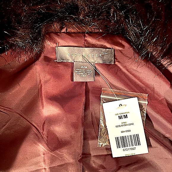 SUZY SHIER (NWT) • Faux-Fur Vest • Size Medium • Silk-Lined Maroon + Black Fur - Picture 3 of 12
